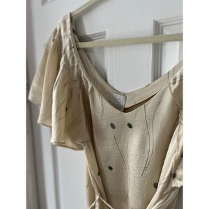 Gorgeous Cream HD in Paris Blouse